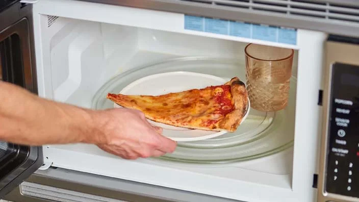 7 how long is leftover pizza good for